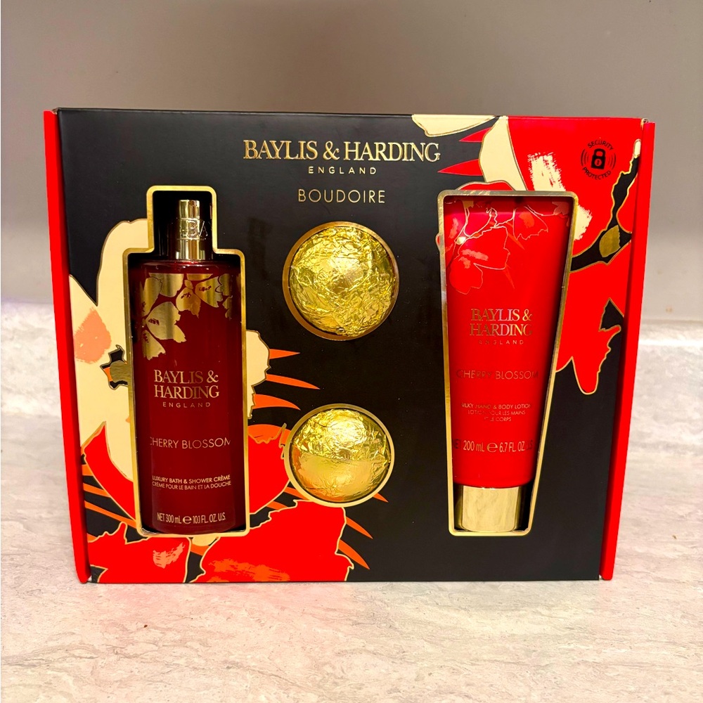 Baylis and Harding Bath & Body Gift Set from London England